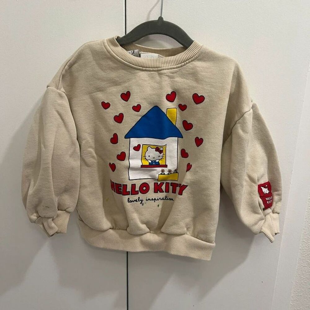 Zara hello kitty cream cotton sweatshirt girls size 5Y